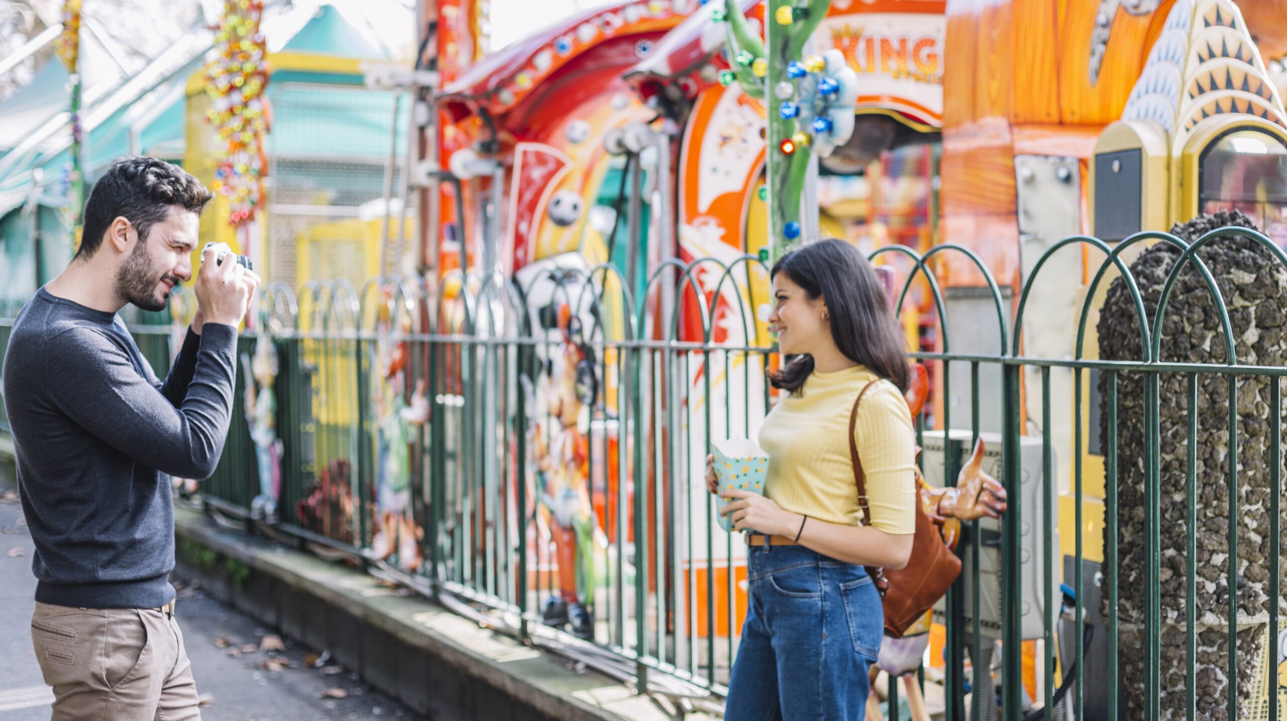boy-taking-picture-his-girlfriend