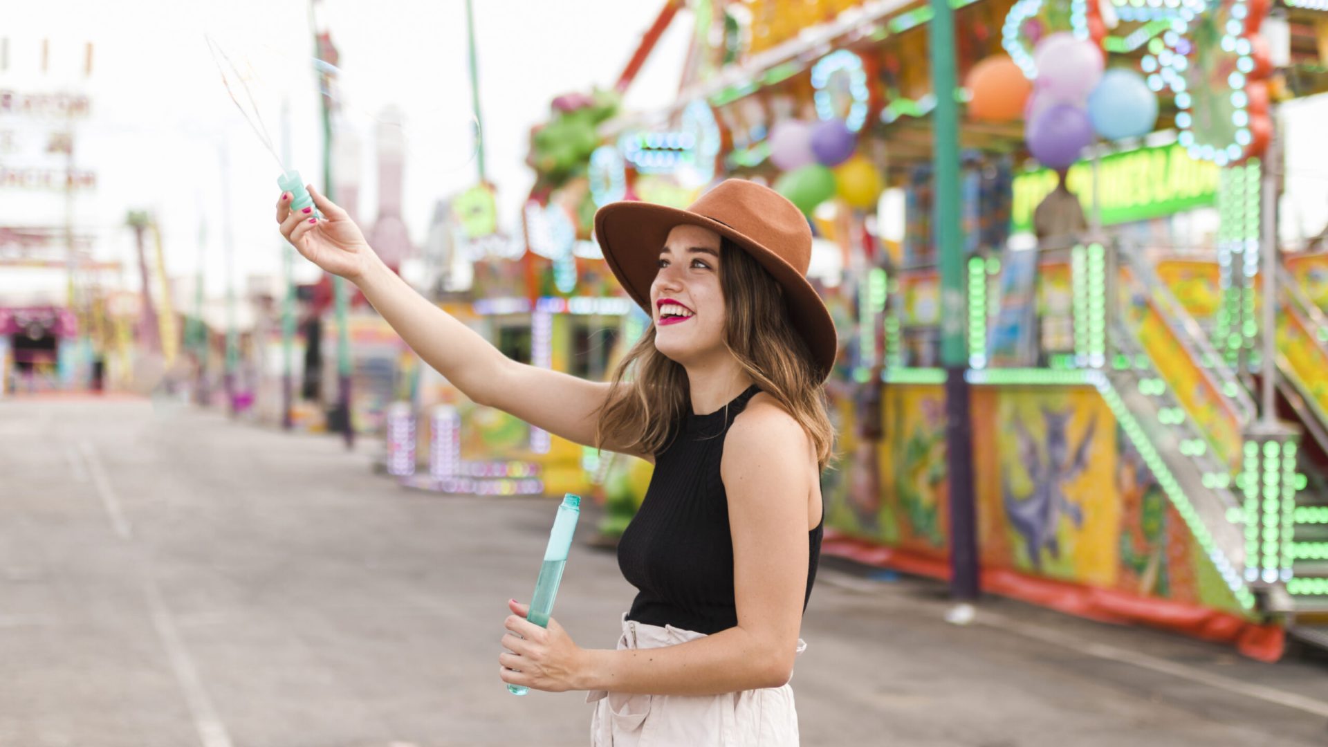 happy-young-girl-amusement-park (2)