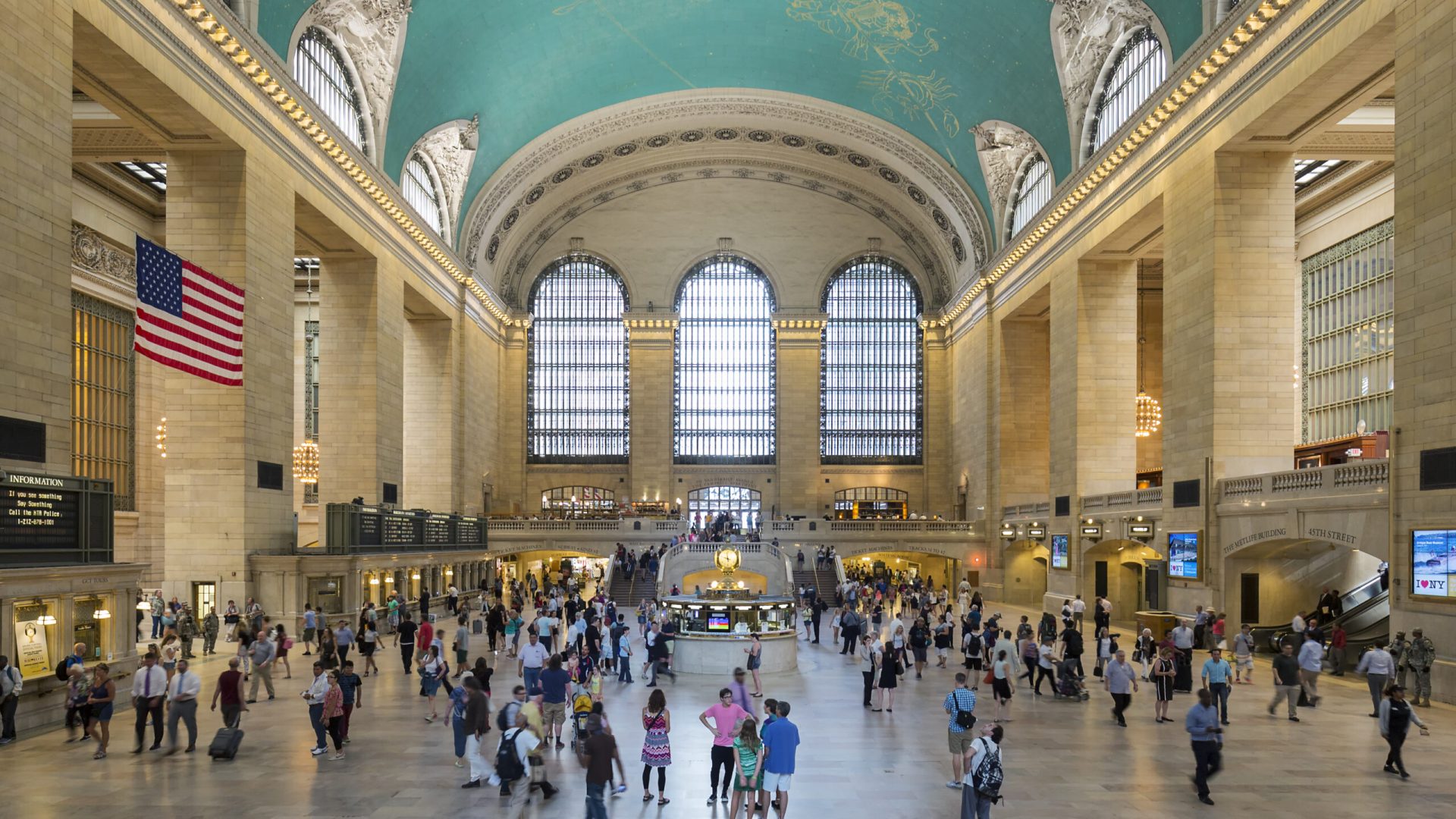 NEW YORK CITY - JULY 7: Interior of Grand Central Station on July 7, 2015 in New York City, NY. The terminal is the largest train station in the world by number of platforms having 44