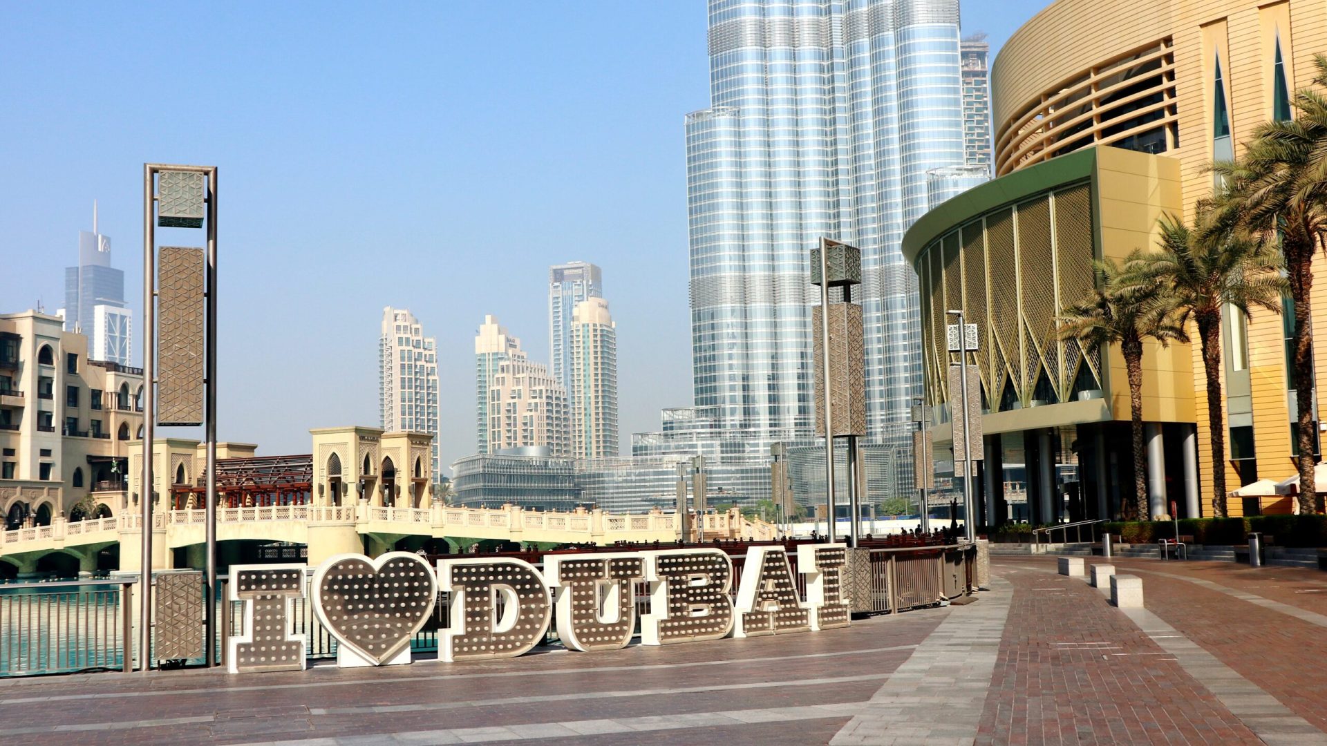 modern-buildings-city