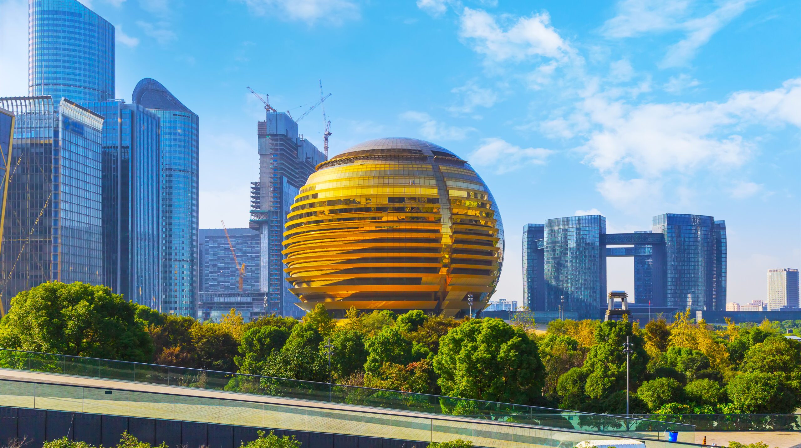 outdoor-panorama-city-shanghai-path