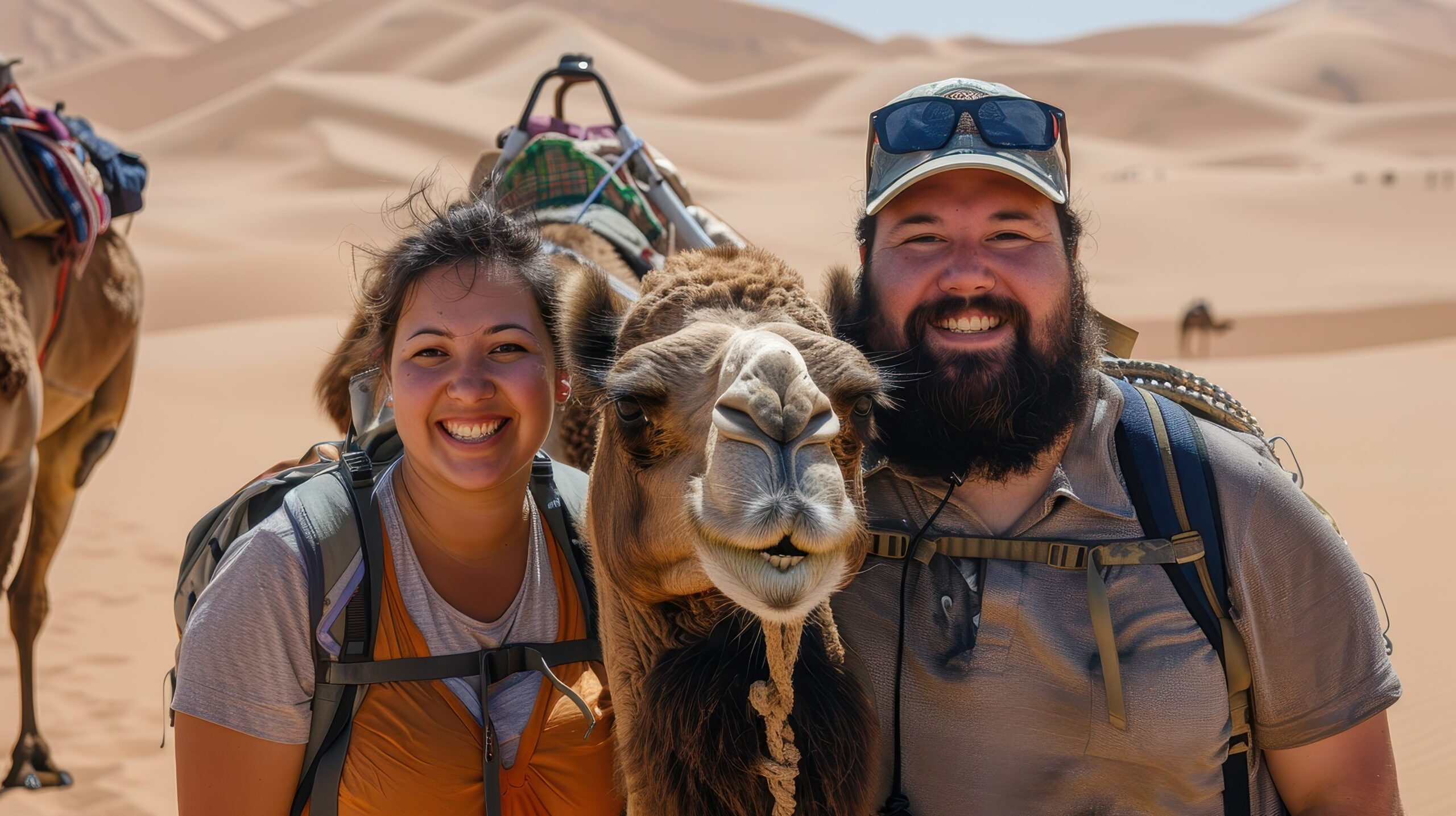 portrait-overweight-couple-traveling-world-world-tourism-day
