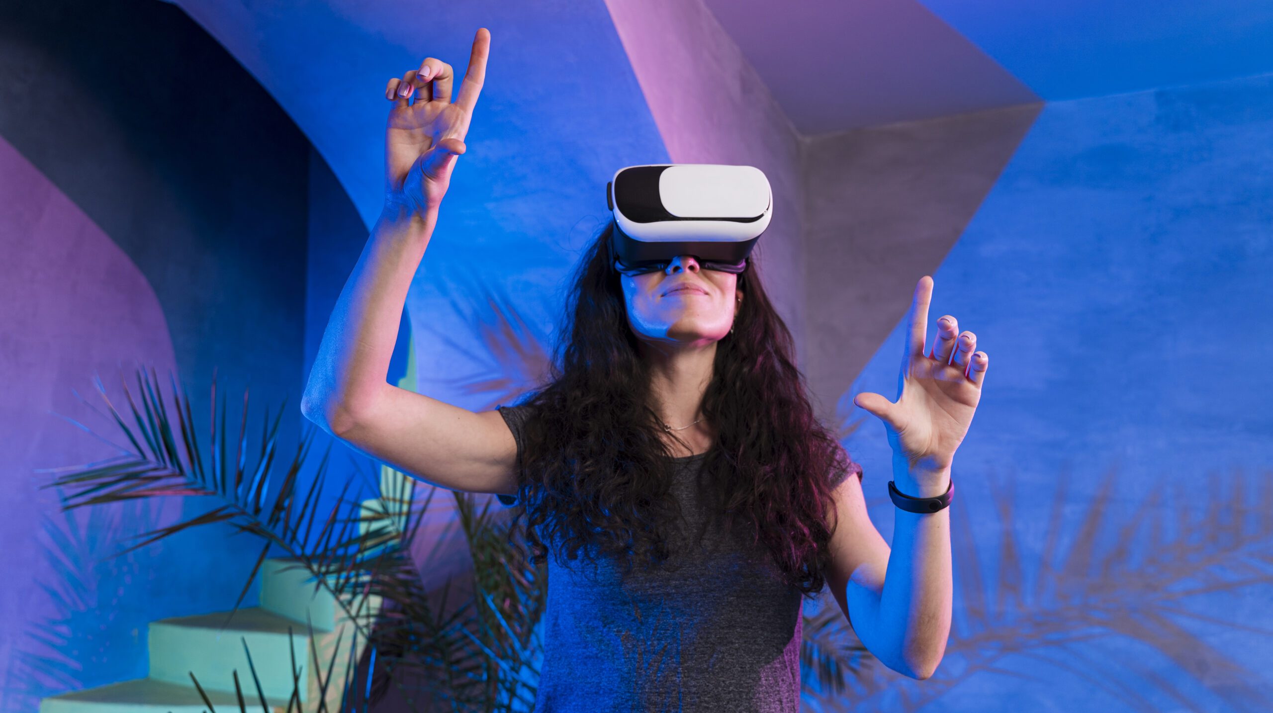 woman-enjoy-using-vr-indoors