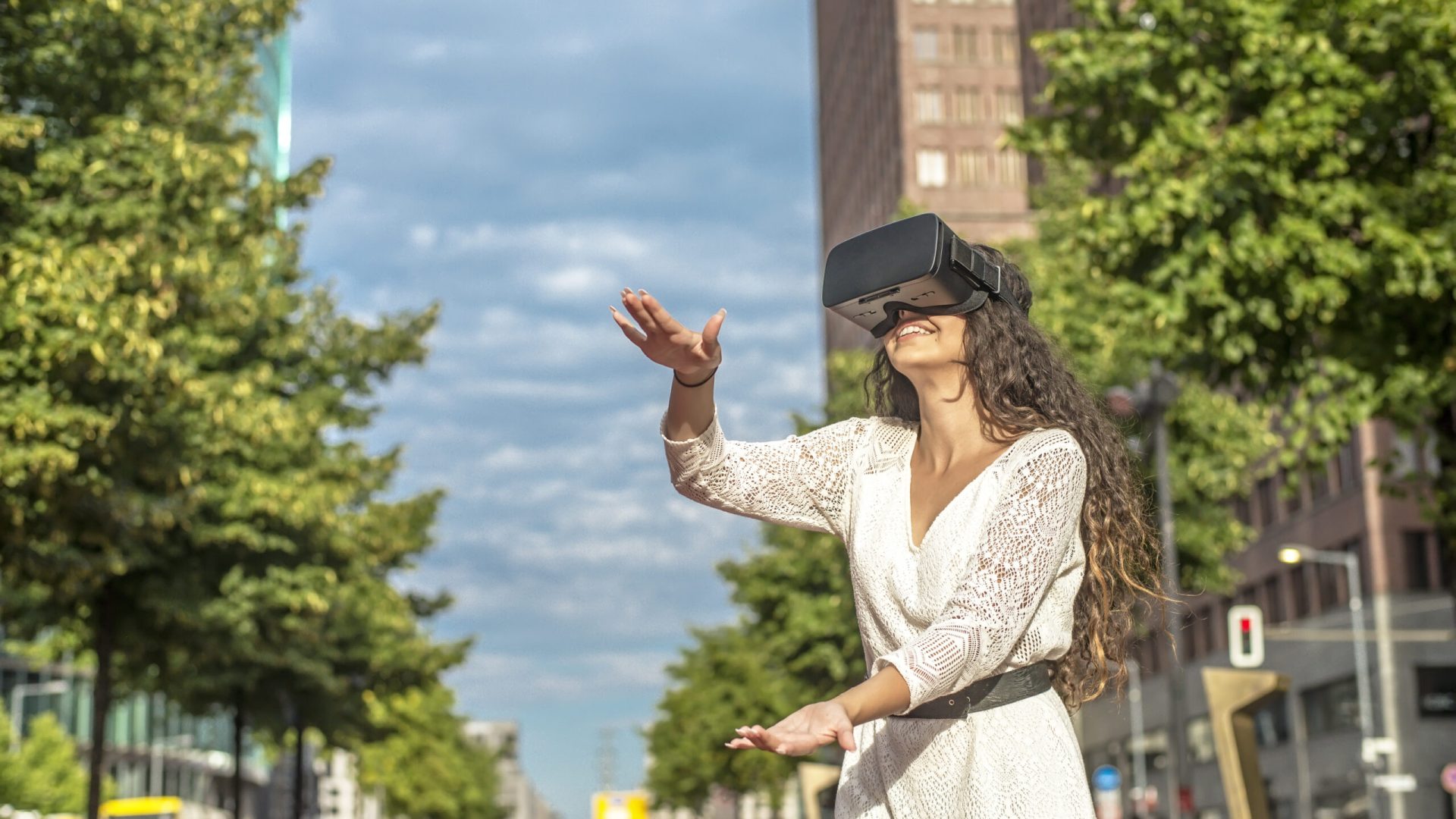 woman with virtual reality glasses
